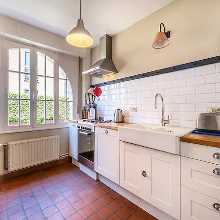 In Near Zeedijk, Cleaning Included Villa Koksijde