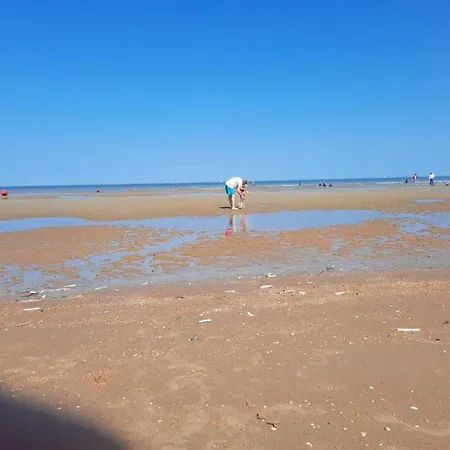 In Near Zeedijk, Cleaning Included